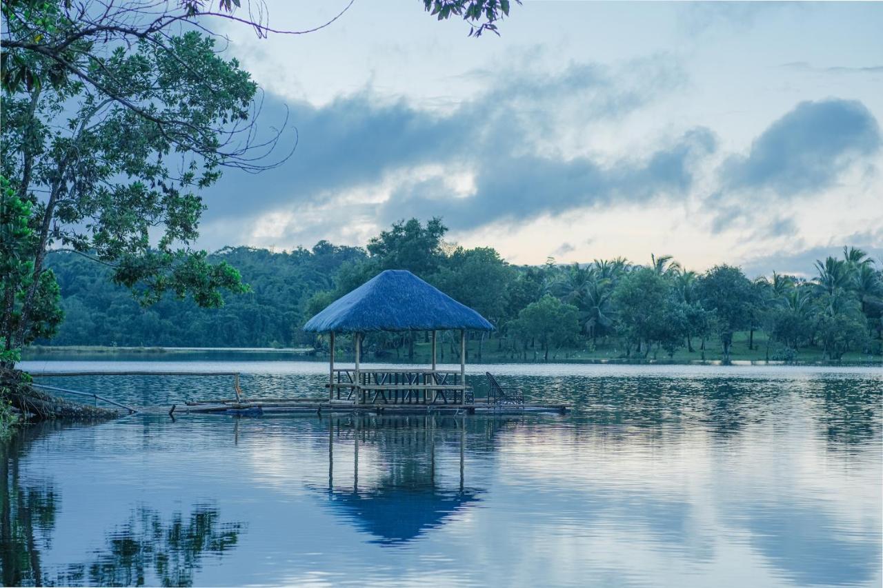 Almost Heaven Lake Resort By Cocotel Cavinti Extérieur photo