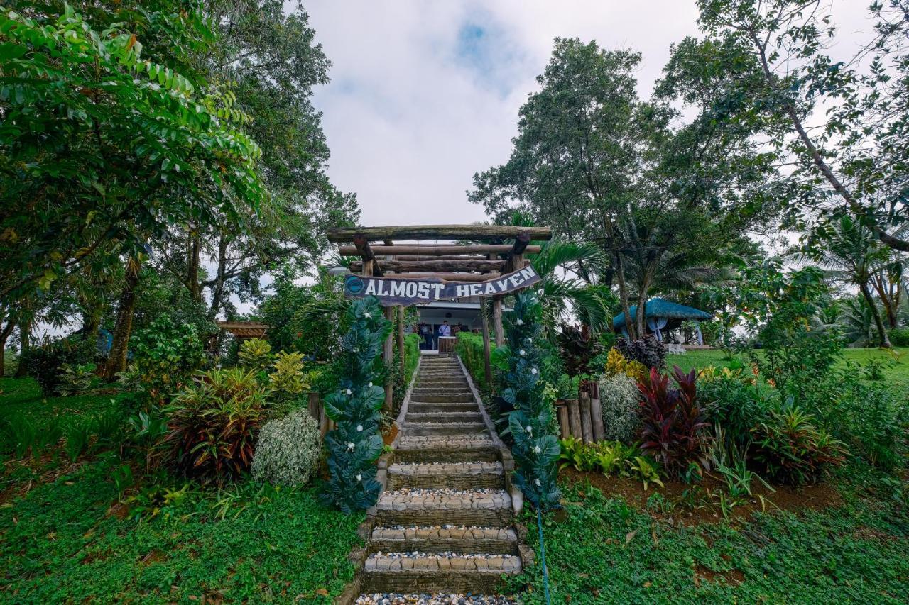 Almost Heaven Lake Resort By Cocotel Cavinti Extérieur photo