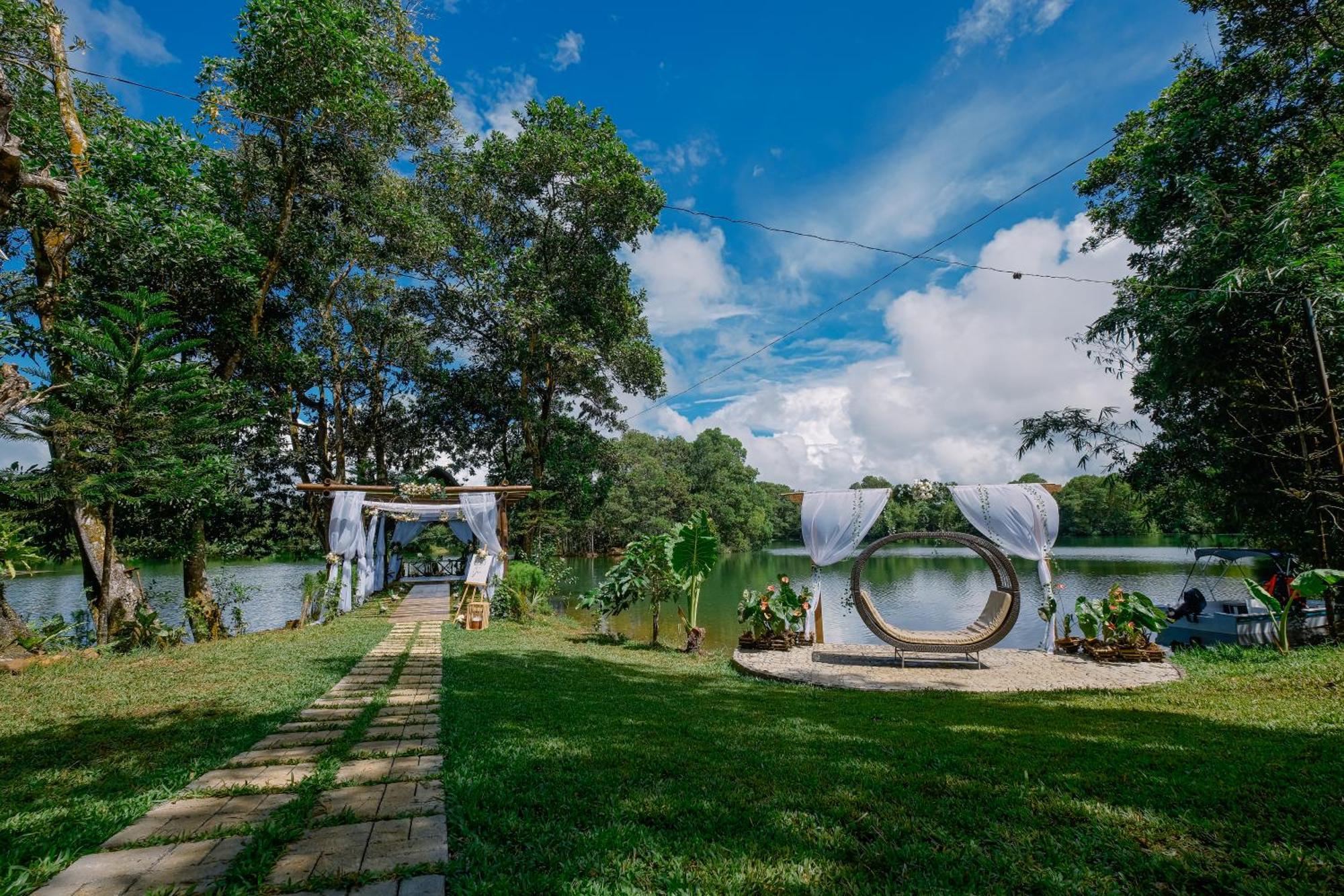 Almost Heaven Lake Resort By Cocotel Cavinti Extérieur photo