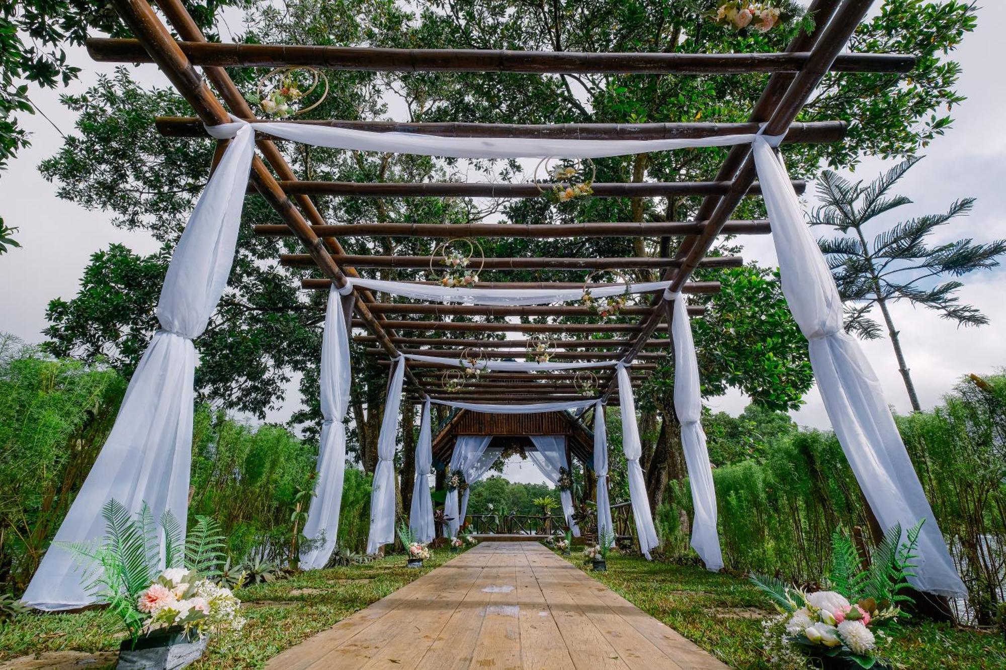 Almost Heaven Lake Resort By Cocotel Cavinti Extérieur photo