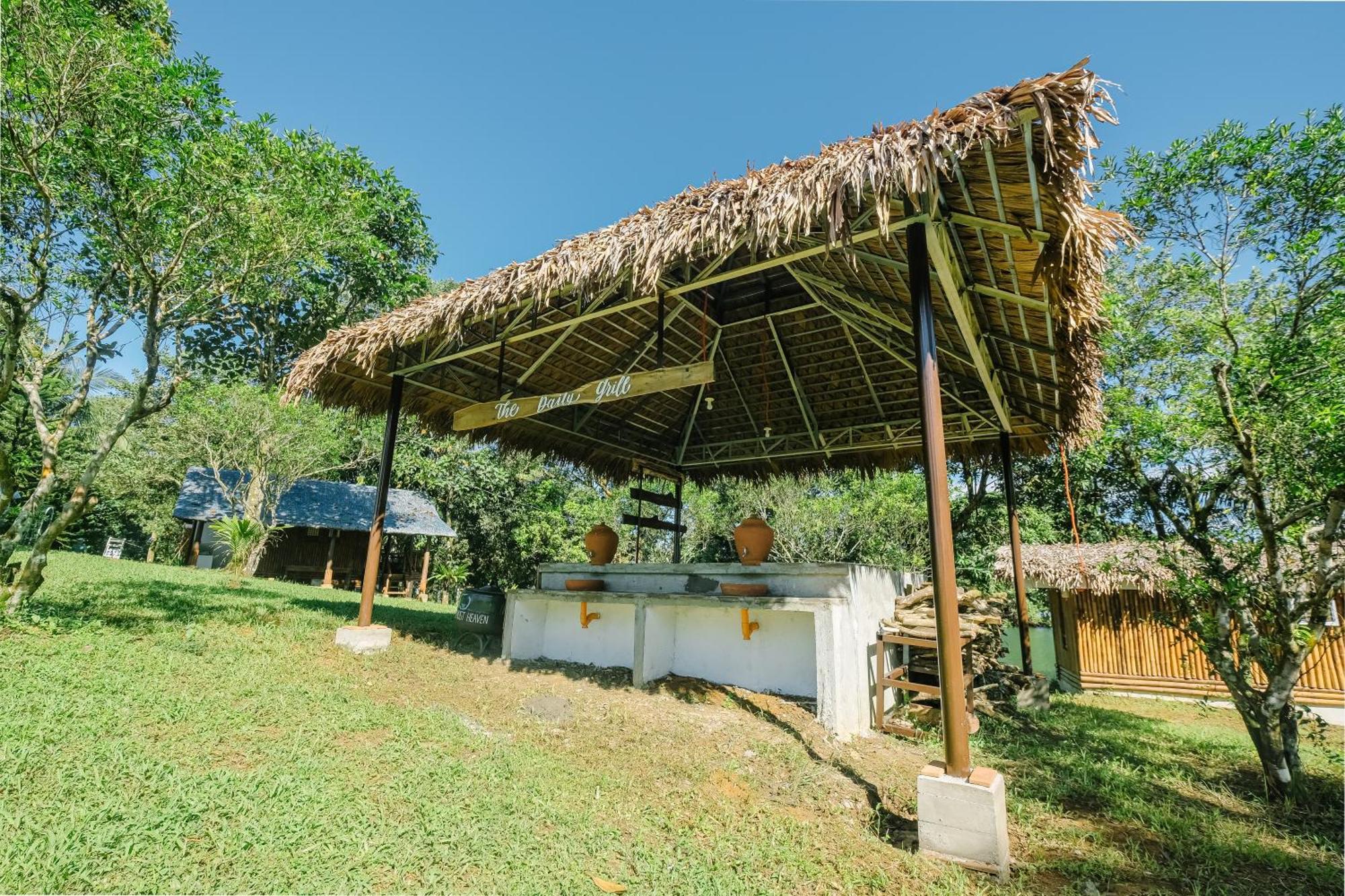 Almost Heaven Lake Resort By Cocotel Cavinti Extérieur photo