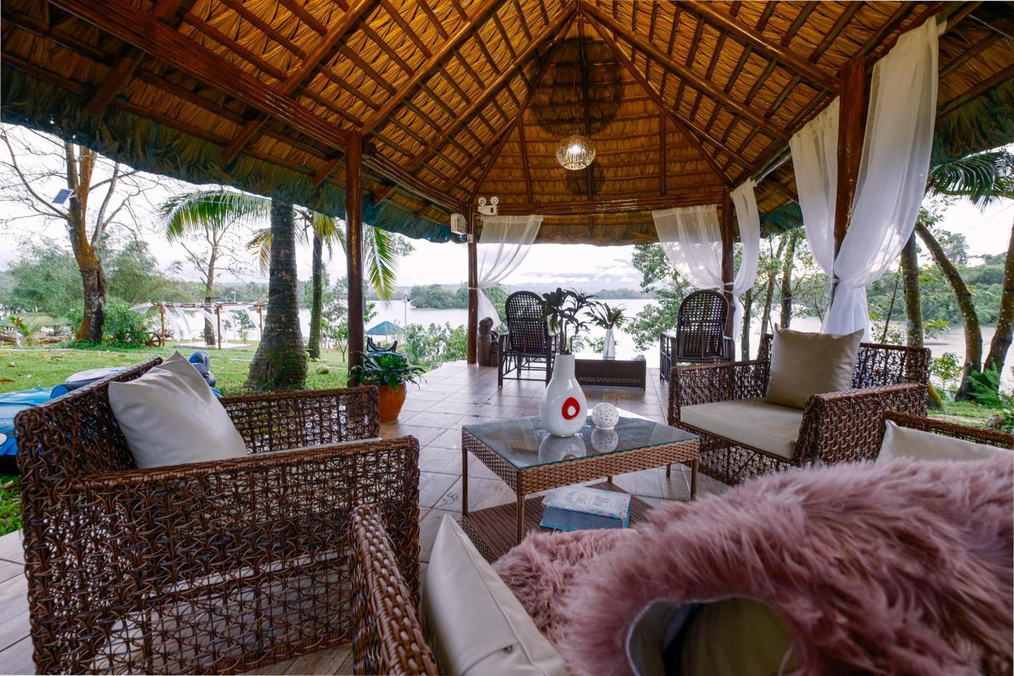 Almost Heaven Lake Resort By Cocotel Cavinti Extérieur photo